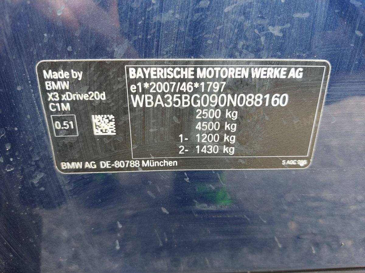 BMW X3 2021 — photo 17