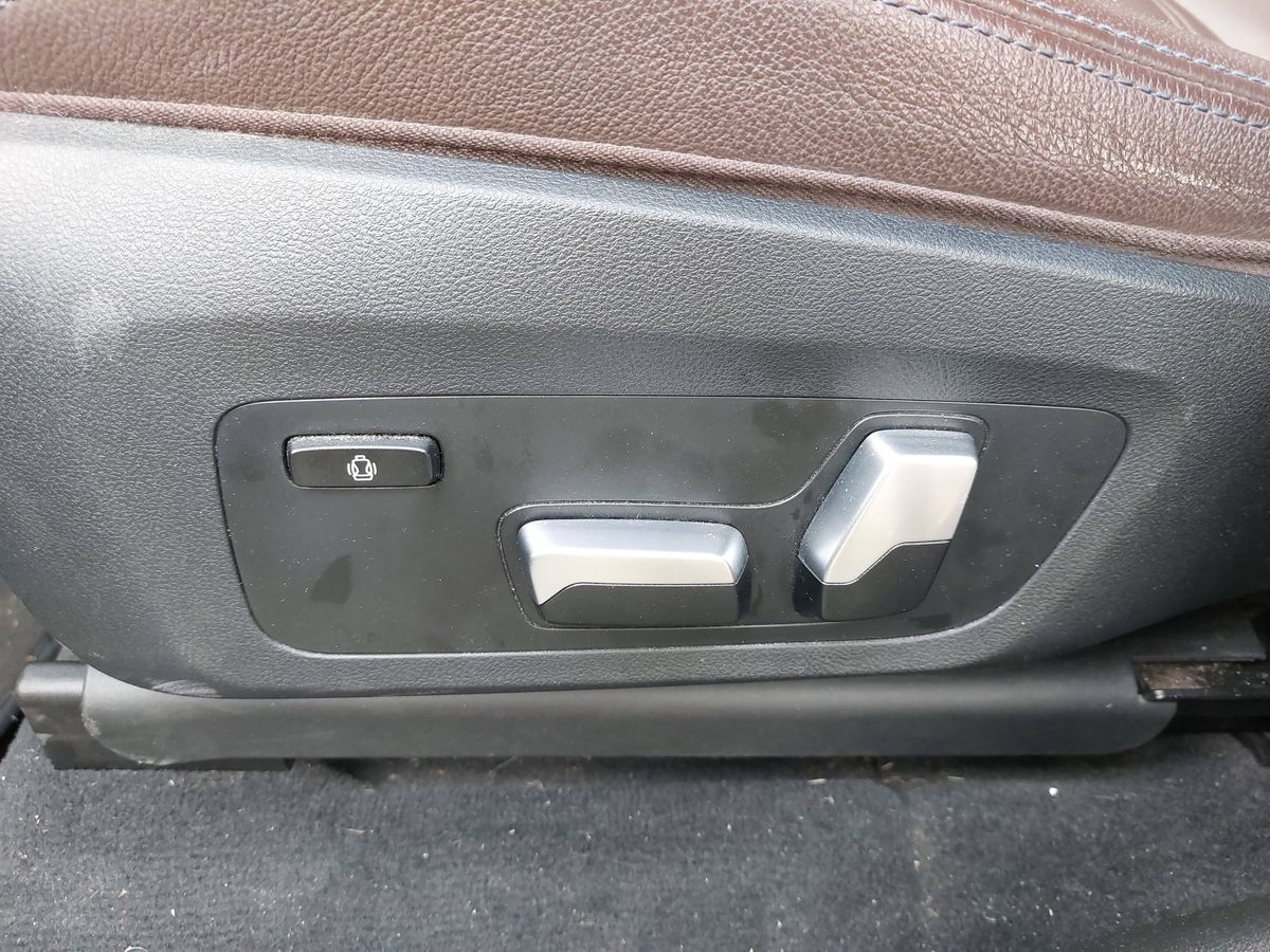 BMW X3 2021 — photo 24