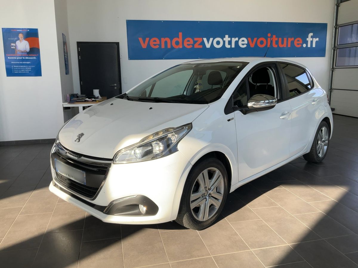 Peugeot 208 2016