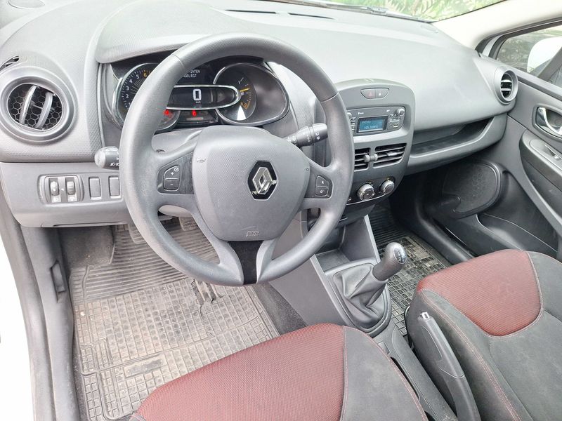Renault Clio 1.2 Expression — zdjęcie 21