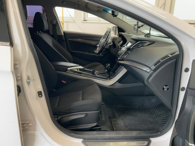 Hyundai i40 1.7 CRDi Style — zdjęcie 11