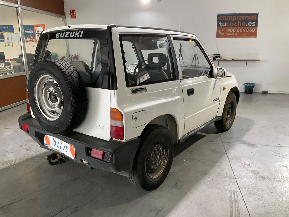 Suzuki Vitara 1.6 De Luxe