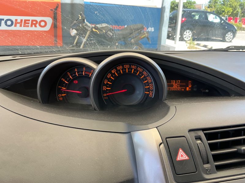 Toyota Verso 2.0 D-4D Dynamic — zdjęcie 4