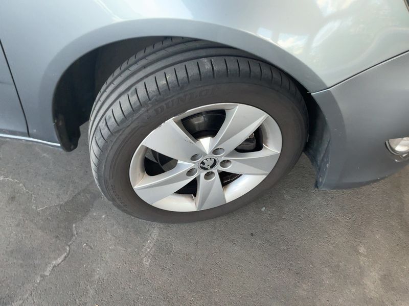 Skoda Fabia 1.2 TSI Fresh 2013 – снимка 11