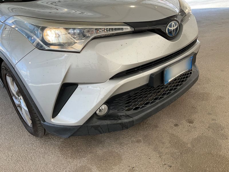 Toyota C-HR 1.8 Hybrid Active 2017 – снимка 29