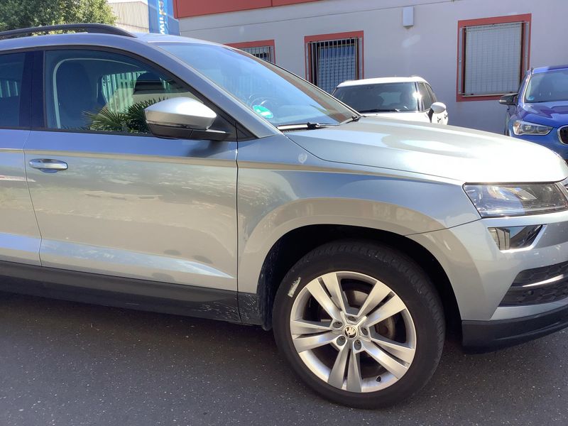 Skoda Karoq 1.0 TSI Style — zdjęcie 8