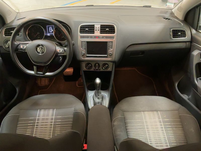 Volkswagen Polo 1.2 TSI Lounge BlueMotion Tech — zdjęcie 12