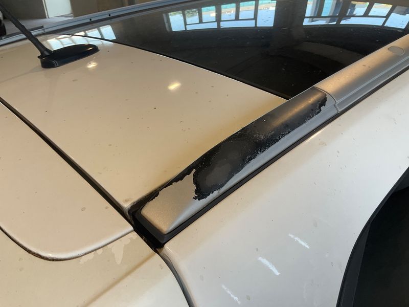 Kia Carens 1.7 CRDi Class 2015 – снимка 31