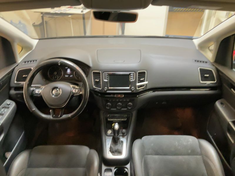 Volkswagen Sharan 2.0 TDI Highline BlueMotion Tech — zdjęcie 12