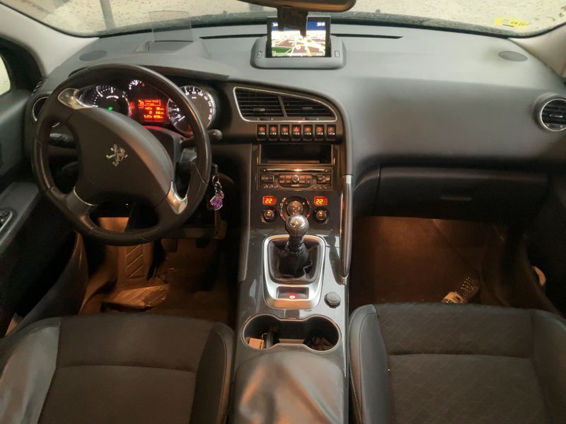 Peugeot 3008 1.6 HDi Allure — zdjęcie 12