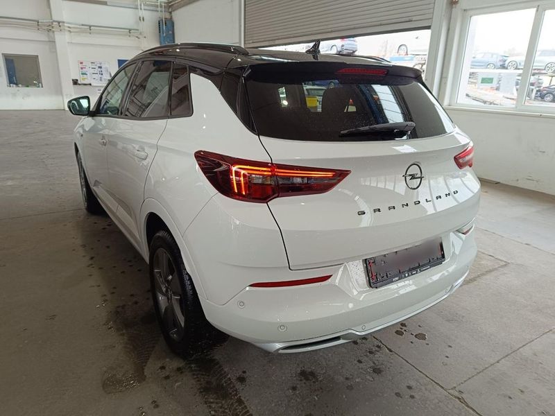 Opel Grandland X 1.2 Turbo Ultimate — zdjęcie 2