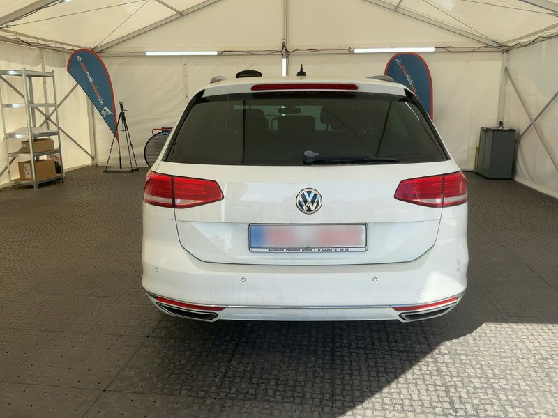 Volkswagen Passat 2.0 TDI Comfortline 4Motion BlueMotion Tech — zdjęcie 5