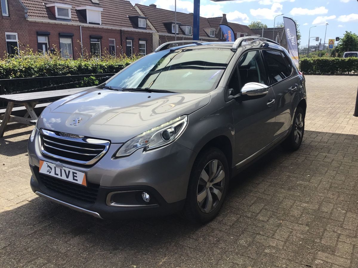 Peugeot 2008 1.2 PureTech Allure