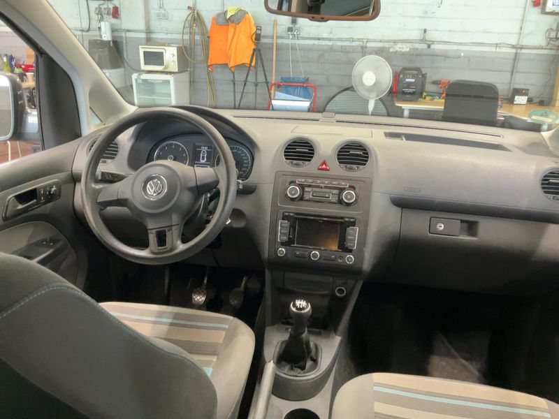 Volkswagen Caddy 1.2 TSI Maxi Roncalli 2012 – снимка 18