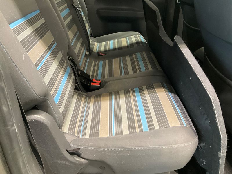 Volkswagen Caddy 1.2 TSI Maxi Roncalli 2012 – снимка 36