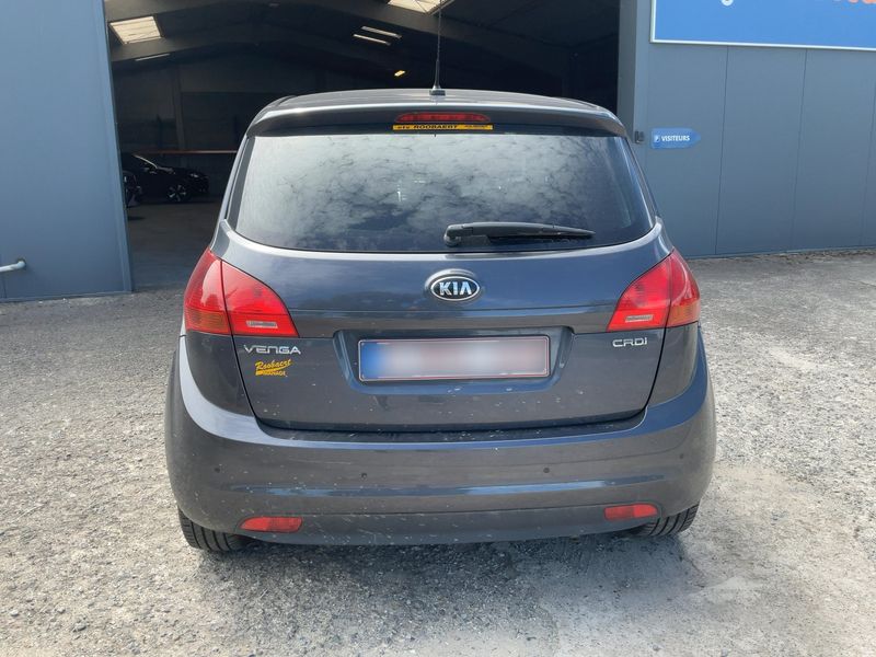 Kia Venga 1.6 CRDi FIFA World Cup Edition — zdjęcie 5