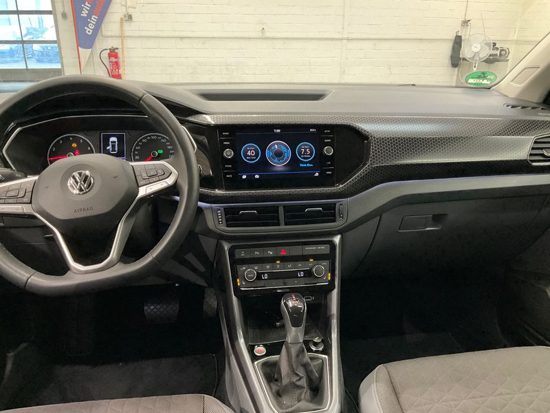 Volkswagen T-Cross 1.0 TSI Style — zdjęcie 12