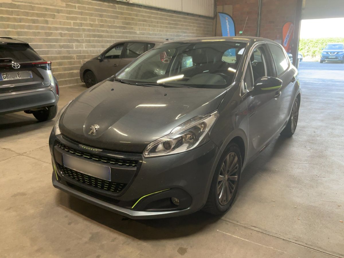 Peugeot 208 2015