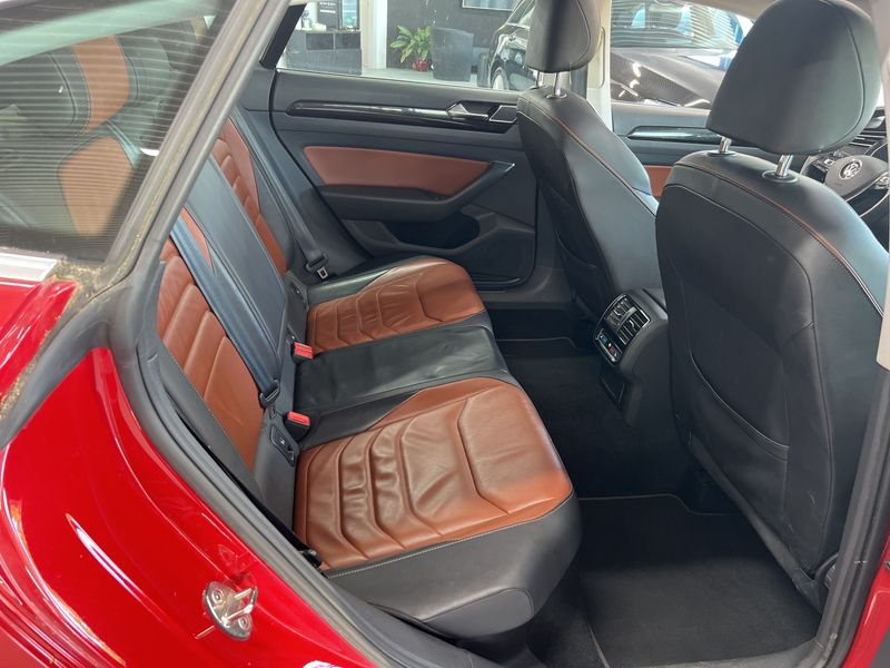 Volkswagen Arteon 2.0 TDI Elegance — zdjęcie 14