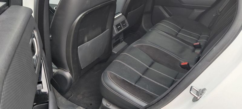 Land Rover Range Rover Velar 2.0 Diesel R-Dynamic — zdjęcie 12