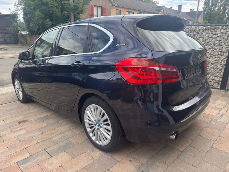 BMW 2er 225xe Active Tourer Luxury Line — zdjęcie 3