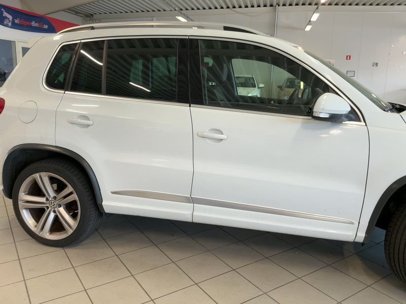 Volkswagen Tiguan 2.0 TDI Sport & Style 4Motion BlueMotion Tech 2015 – снимка 10