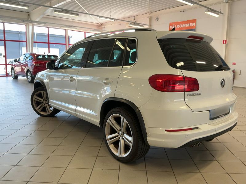 Volkswagen Tiguan 2.0 TDI Sport & Style 4Motion BlueMotion Tech 2015 – снимка 6