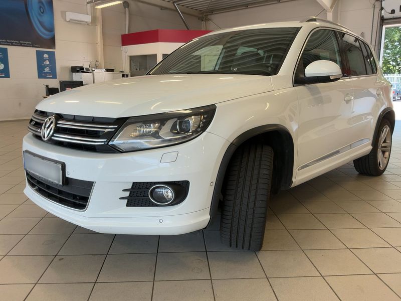 Volkswagen Tiguan 2.0 TDI Sport & Style 4Motion BlueMotion Tech 2015 – снимка 2