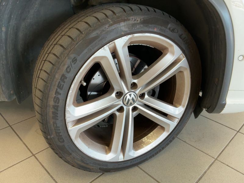 Volkswagen Tiguan 2.0 TDI Sport & Style 4Motion BlueMotion Tech 2015 – снимка 11