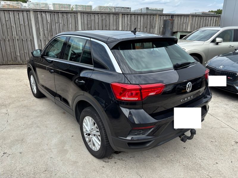 Volkswagen T-Roc 1.0 TSI — zdjęcie 2