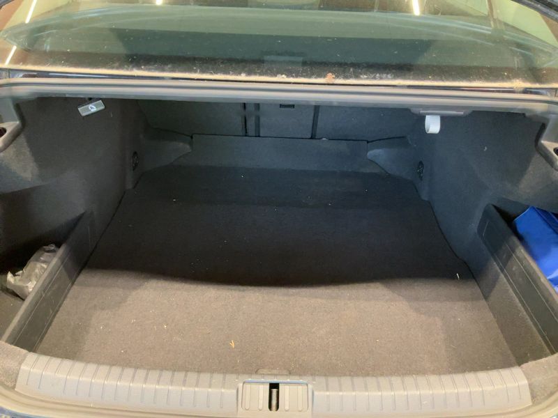Volkswagen Passat 1.6 TDI Comfortline BlueMotion Tech 2017 – снимка 15