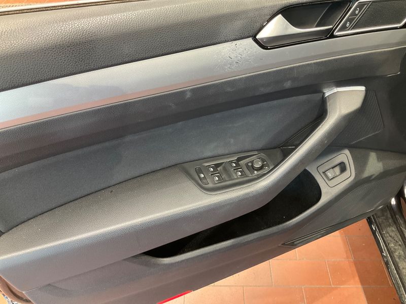 Volkswagen Passat 1.6 TDI Comfortline BlueMotion Tech 2017 – снимка 25