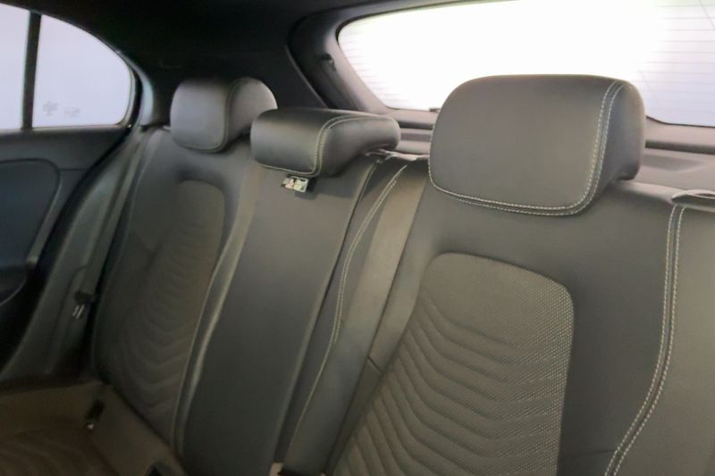 Mercedes-Benz A-Klasse A 180 d — zdjęcie 14