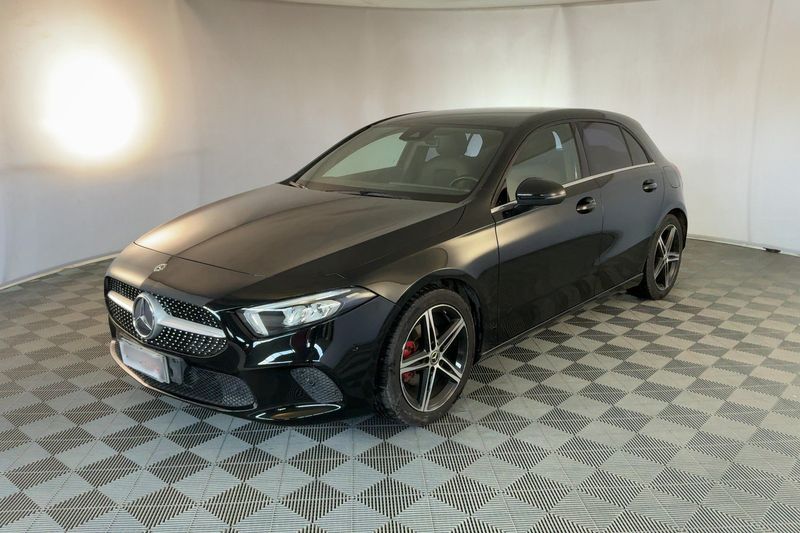 Mercedes-Benz A-Klasse A 180 d — zdjęcie 2