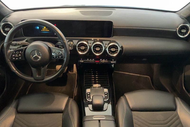 Mercedes-Benz A-Klasse A 180 d — zdjęcie 12