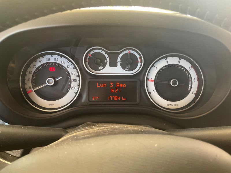 Fiat 500L 1.3 JTD Pop Star — zdjęcie 13