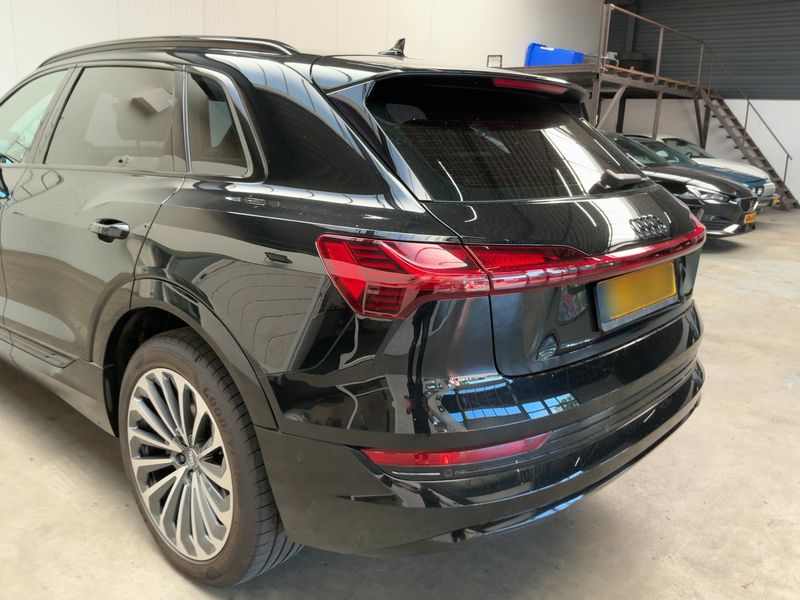 Audi e-tron 55 quattro Advanced — zdjęcie 3