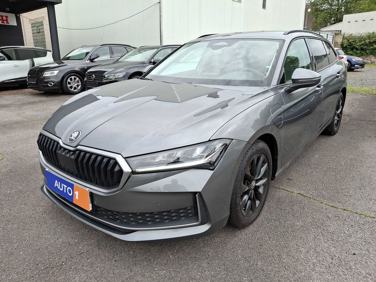 Skoda Superb 2025
