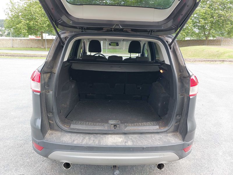 Ford Kuga 2.0 TDCi Trend — zdjęcie 9