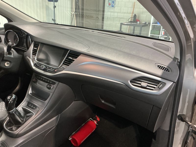 Opel Astra 1.0 Turbo Business Start/Stop 2017 – снимка 32