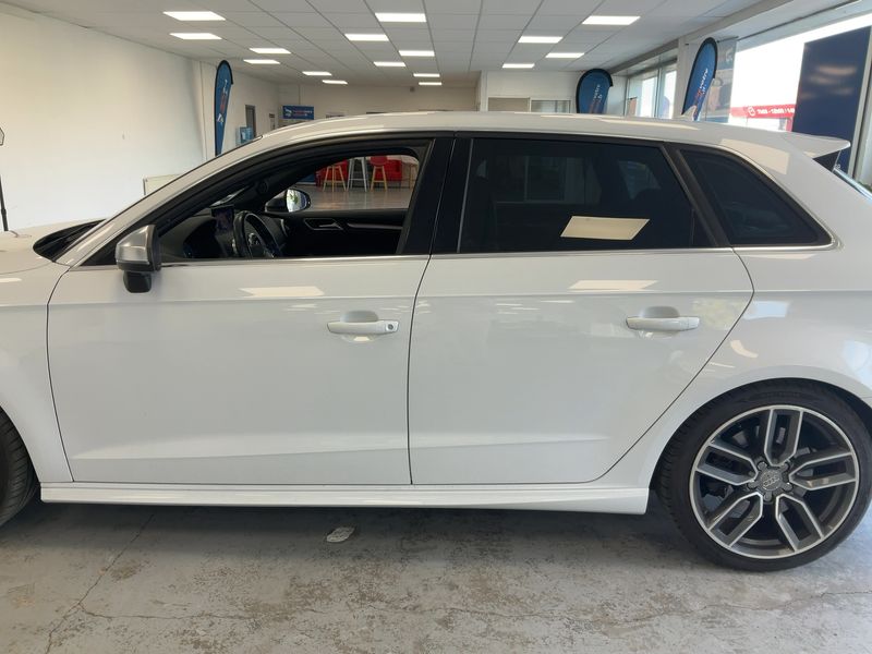 Audi S3 Sportback 2.0 TFSI quattro — zdjęcie 4