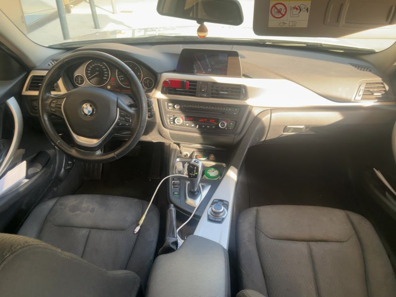 BMW 3er 318d — zdjęcie 12