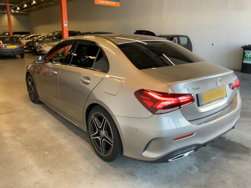 Mercedes-Benz A-Klasse Limousine A 200 AMG Line — zdjęcie 3