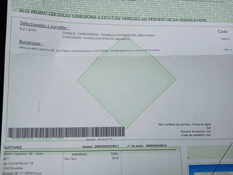 Volkswagen Golf VI 1.6 TDI Trendline BlueMotion 2010 – снимка 19