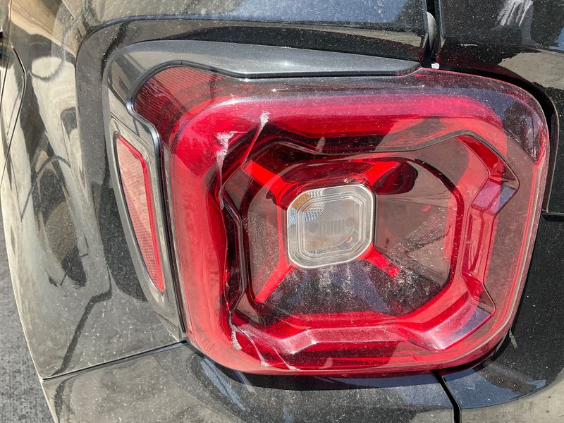 Jeep Renegade 1.3 T4 4xe Plug-in Hybrid Limited 2022 – снимка 32