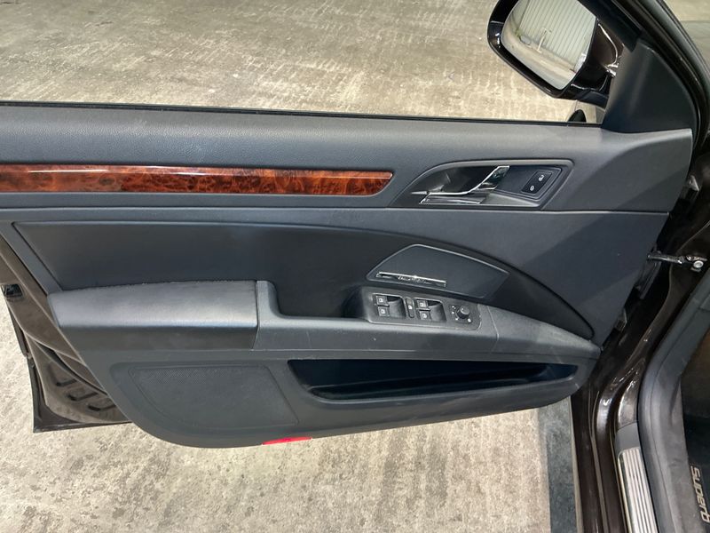 Skoda Superb 3.6 V6 FSI Elegance 4x4 2012 – снимка 31