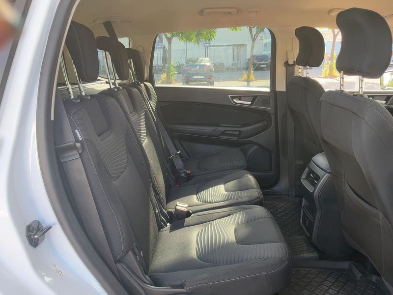 Ford S-Max 2.5 Hybrid Trend — zdjęcie 14
