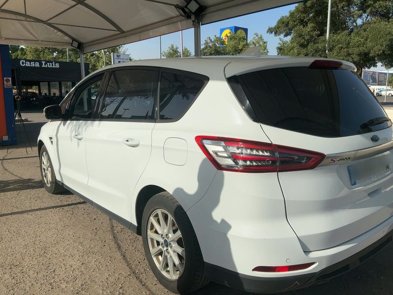 Ford S-Max 2.5 Hybrid Trend — zdjęcie 3