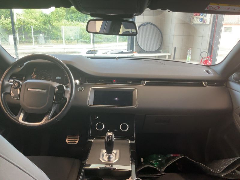 Land Rover Evoque D150 Mild-Hybrid R-dynamic — zdjęcie 12