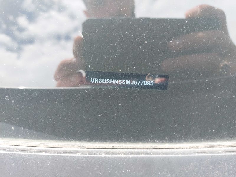 Peugeot 2008 1.2 PureTech Allure Pack — zdjęcie 16